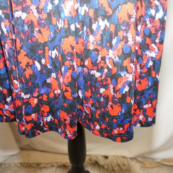 HD in Paris Saraid Long Sleeve Red Floral Print Swing Fit to Flare Dress M - Picture 10 of 11